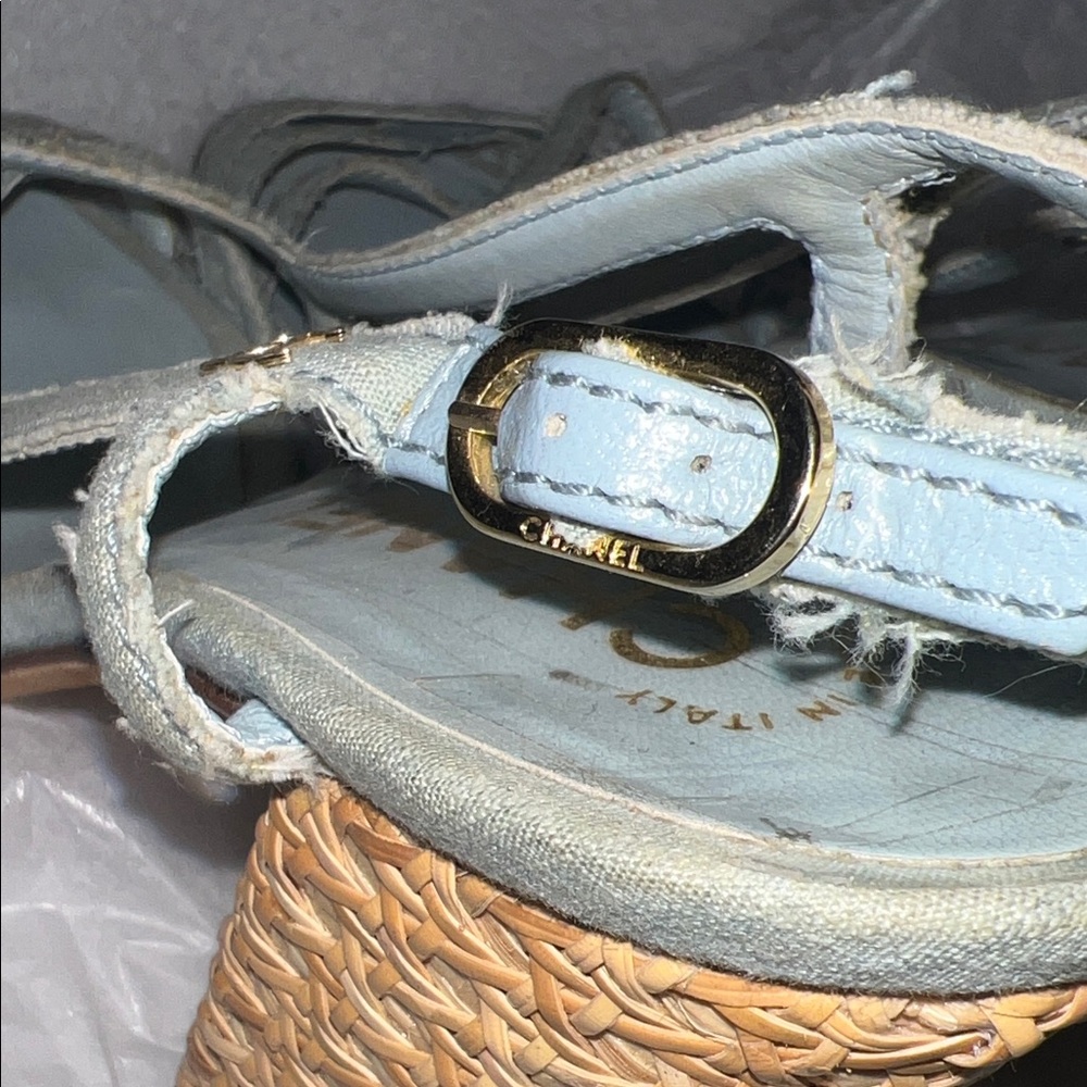 CHANEL Blue Slingback Sandals with Gold-Tone Details - Picture 14 of 16